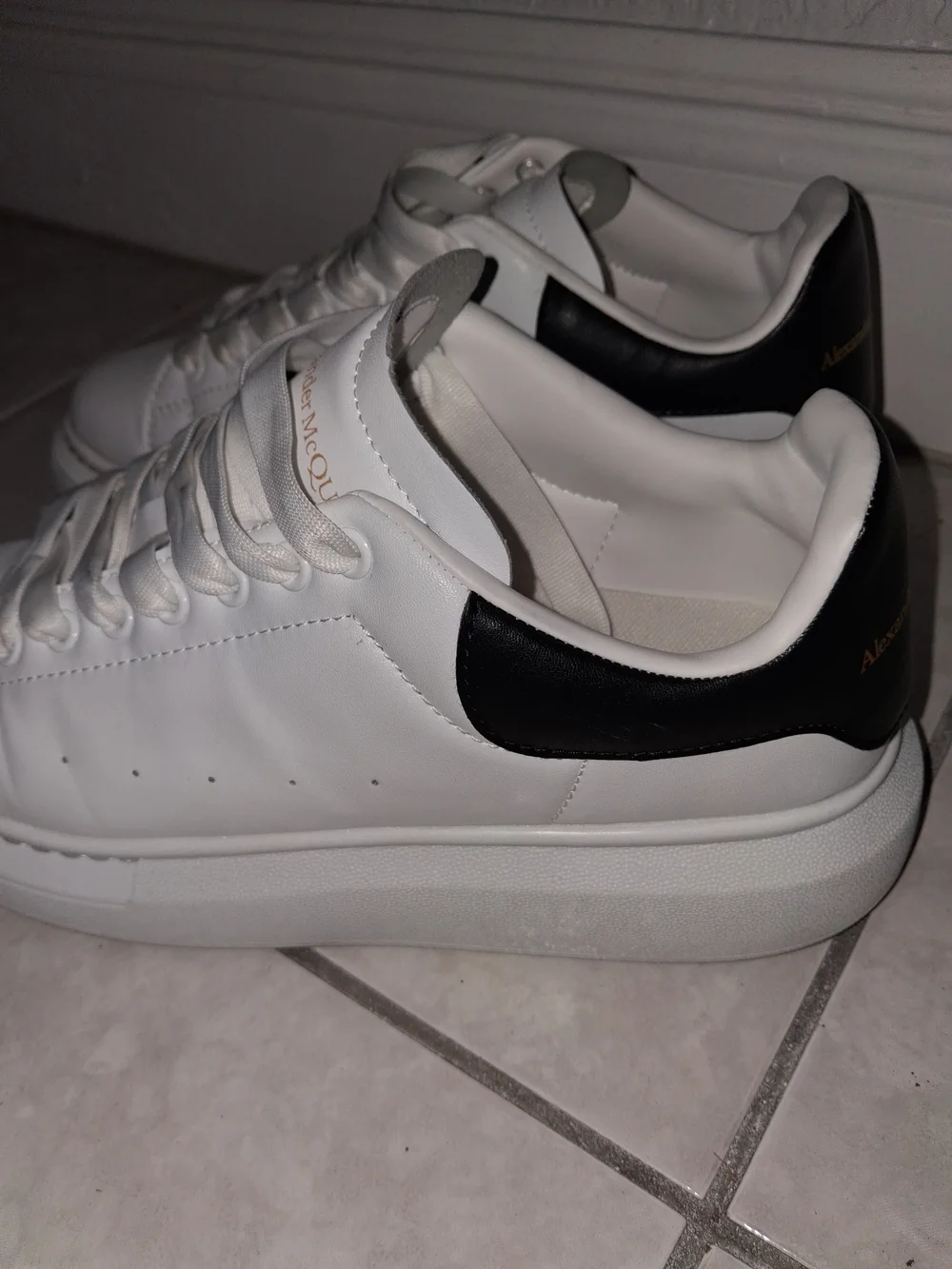 White Leather Men’s Sneakers with Black Heel Accent
